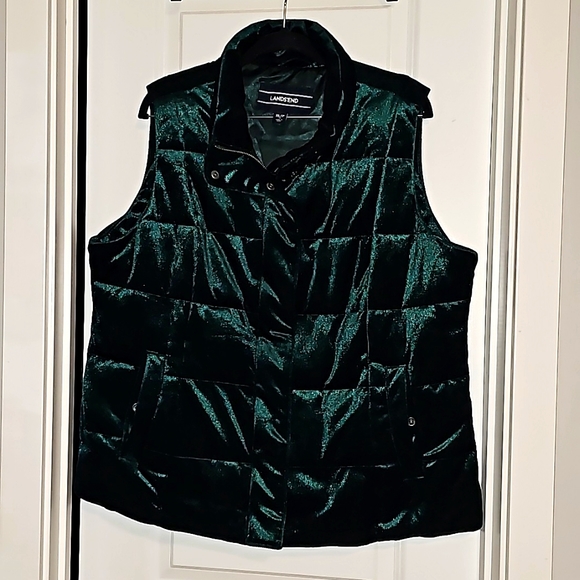 Lands' End Jackets & Blazers - Lands End Gorgeous Jade Ladies XL Comfortable Vest Never Worn